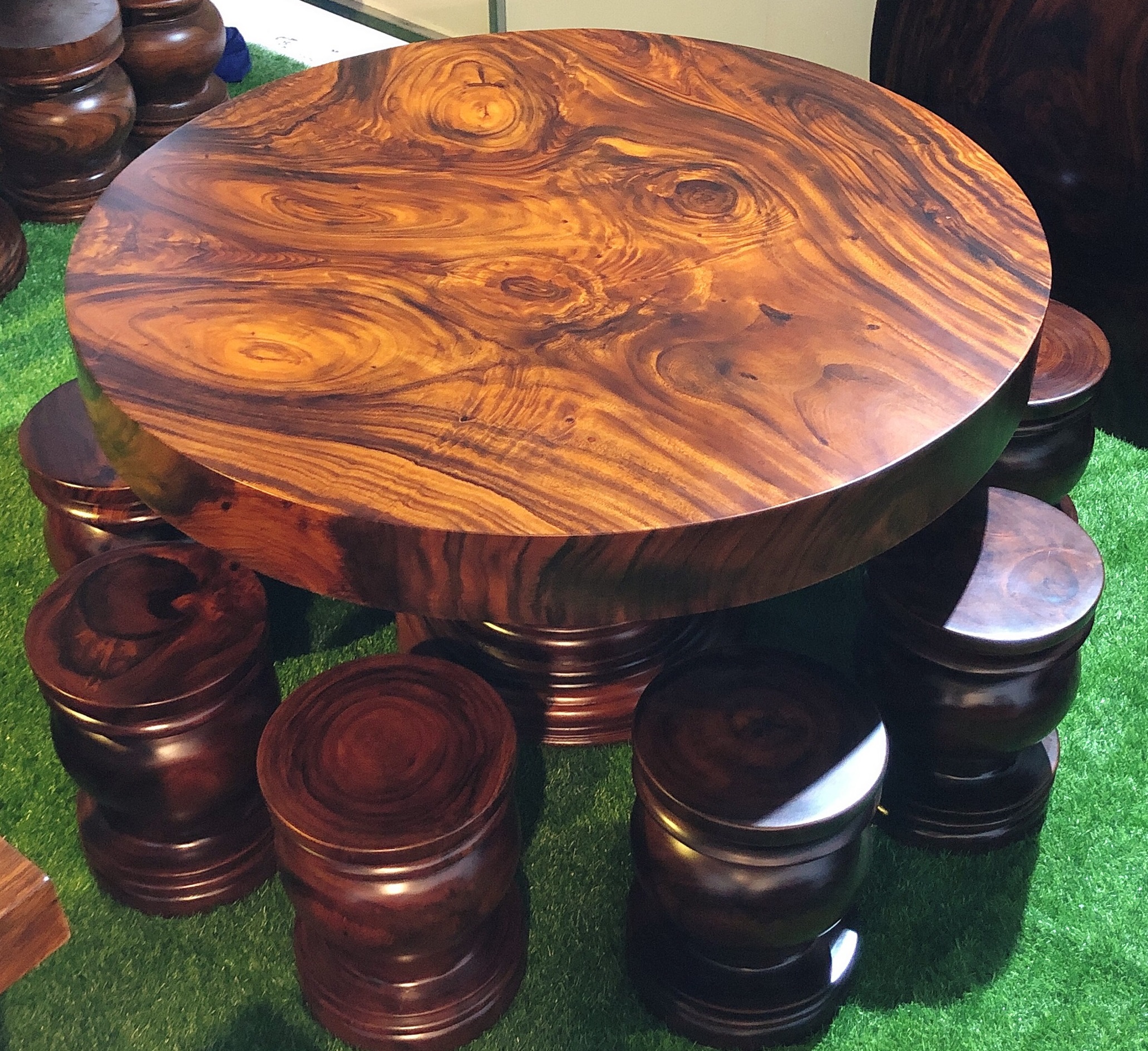 Bộ bàn tròn gỗ nguyên khối | Shopee Việt Nam